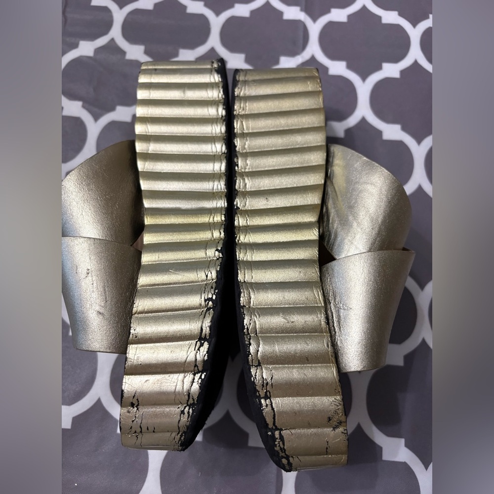 Tory Burch Scallop Wedge Platform metallic gold Slide Sandals - Picture 3 of 8